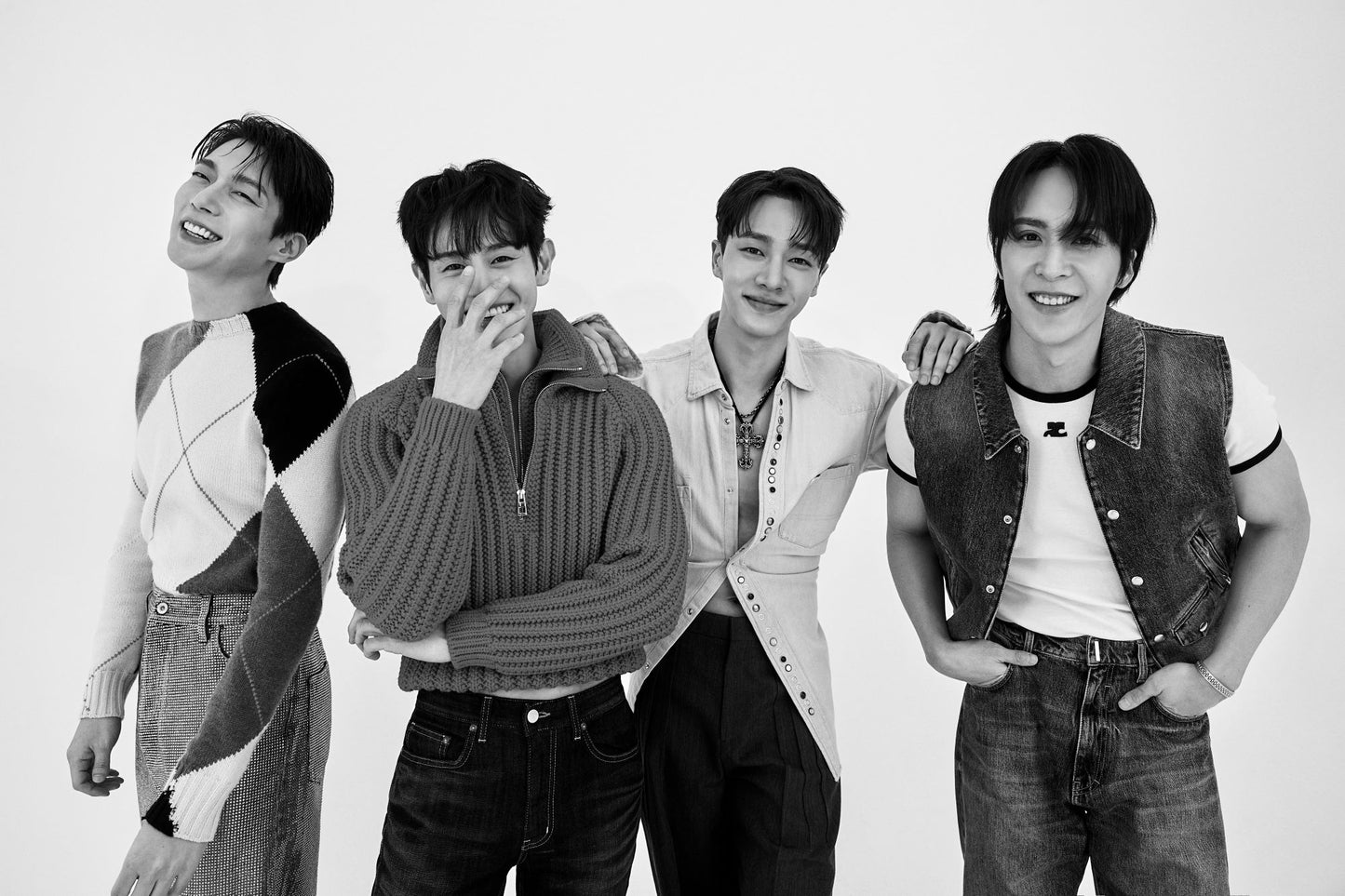 Singles | 2024 APR. | ESOM COVER