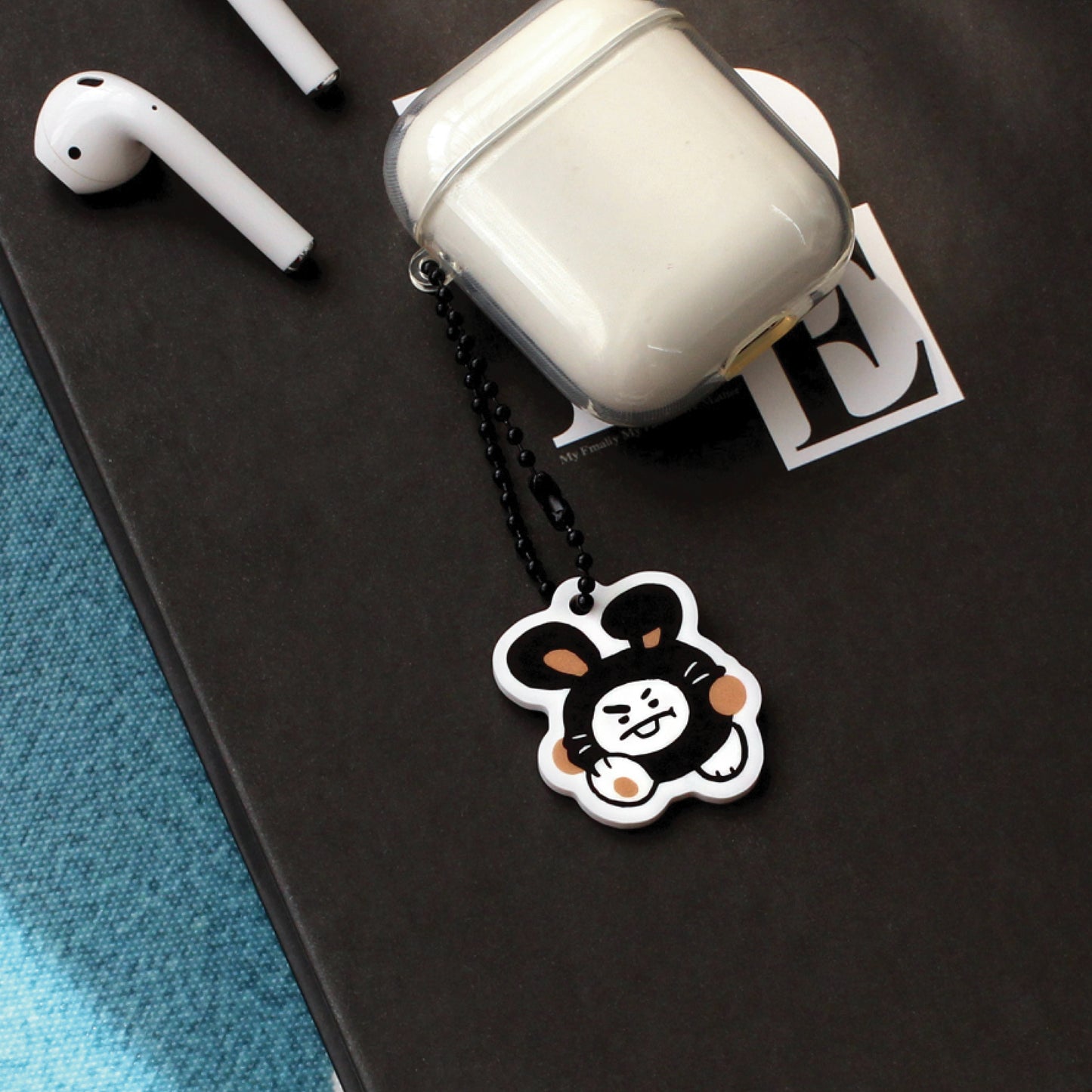 BT21 | BLACK RABBIT - SIMPLE ACRYLIC KEYRING