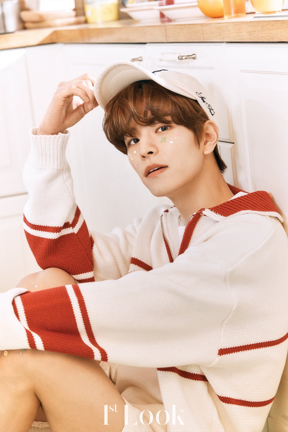1st Look 2023 APR. vol.256 -Stray Kids COVER | K-MONSTAR