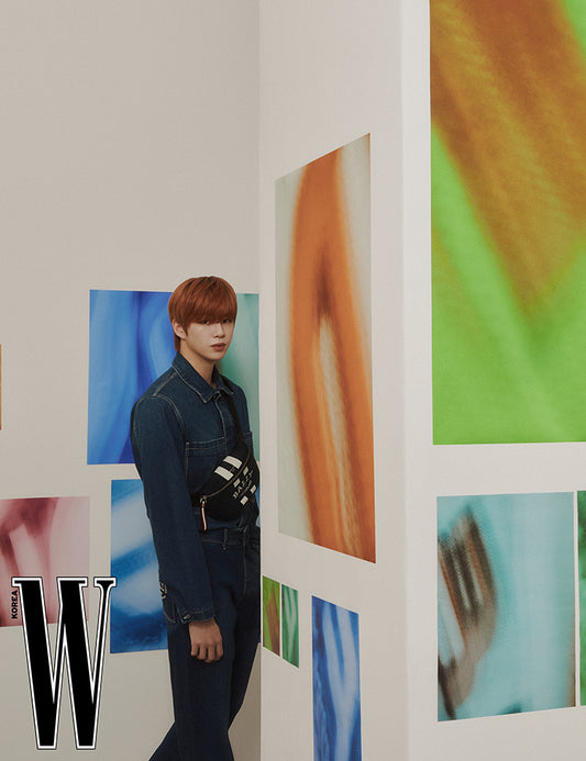 W | 2022 APR. | HAN SO HEE COVER