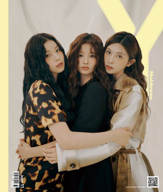 Y | ISSUE 11 | NMIXX COVER